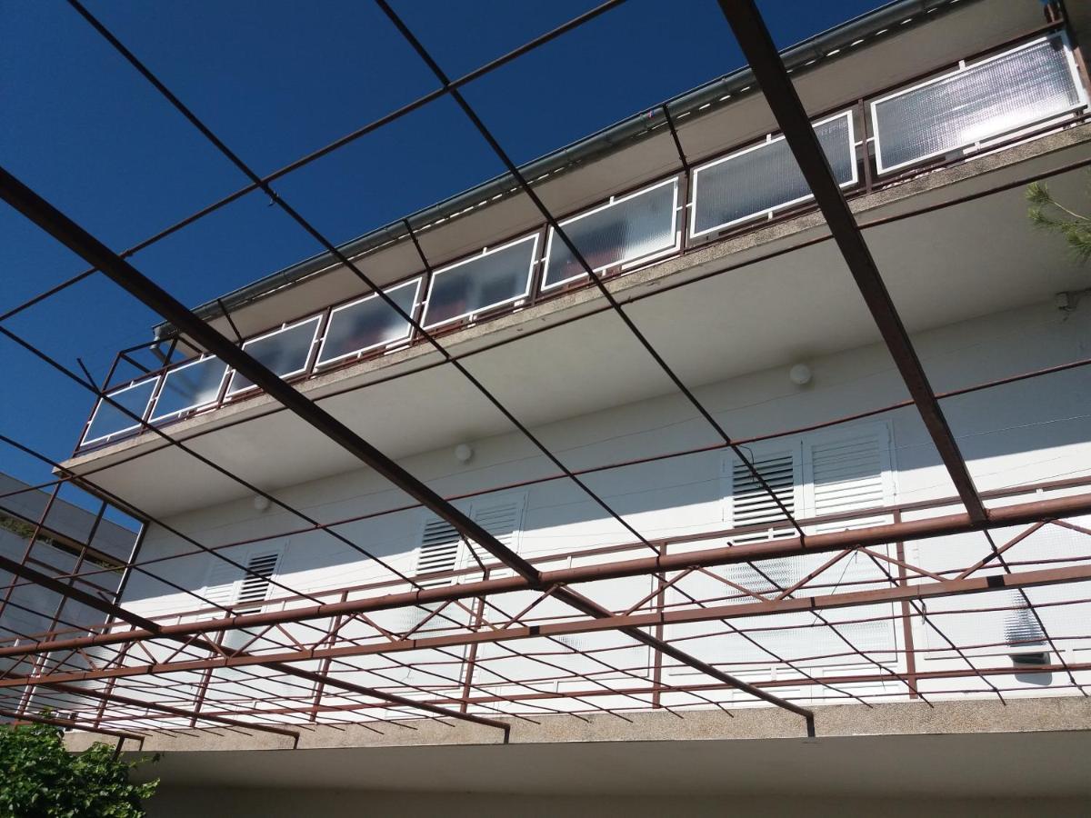 Apartment Viktoria Primosten Ngoại thất bức ảnh