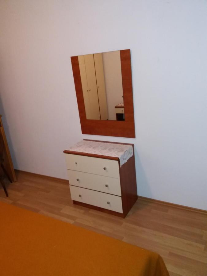 Apartment Viktoria Primosten Ngoại thất bức ảnh