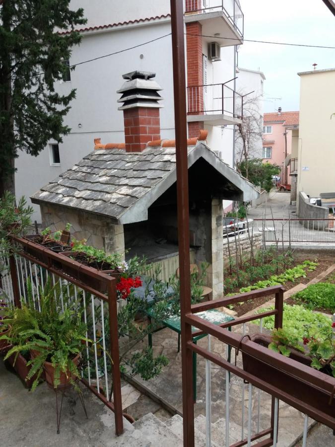 Apartment Viktoria Primosten Ngoại thất bức ảnh