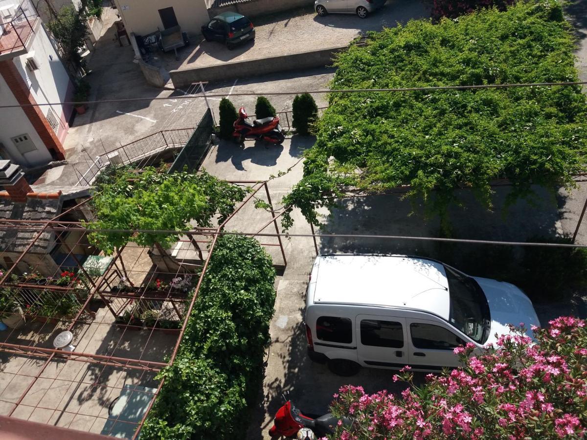 Apartment Viktoria Primosten Ngoại thất bức ảnh