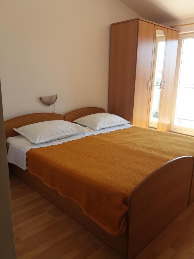 Apartment Viktoria Primosten Ngoại thất bức ảnh