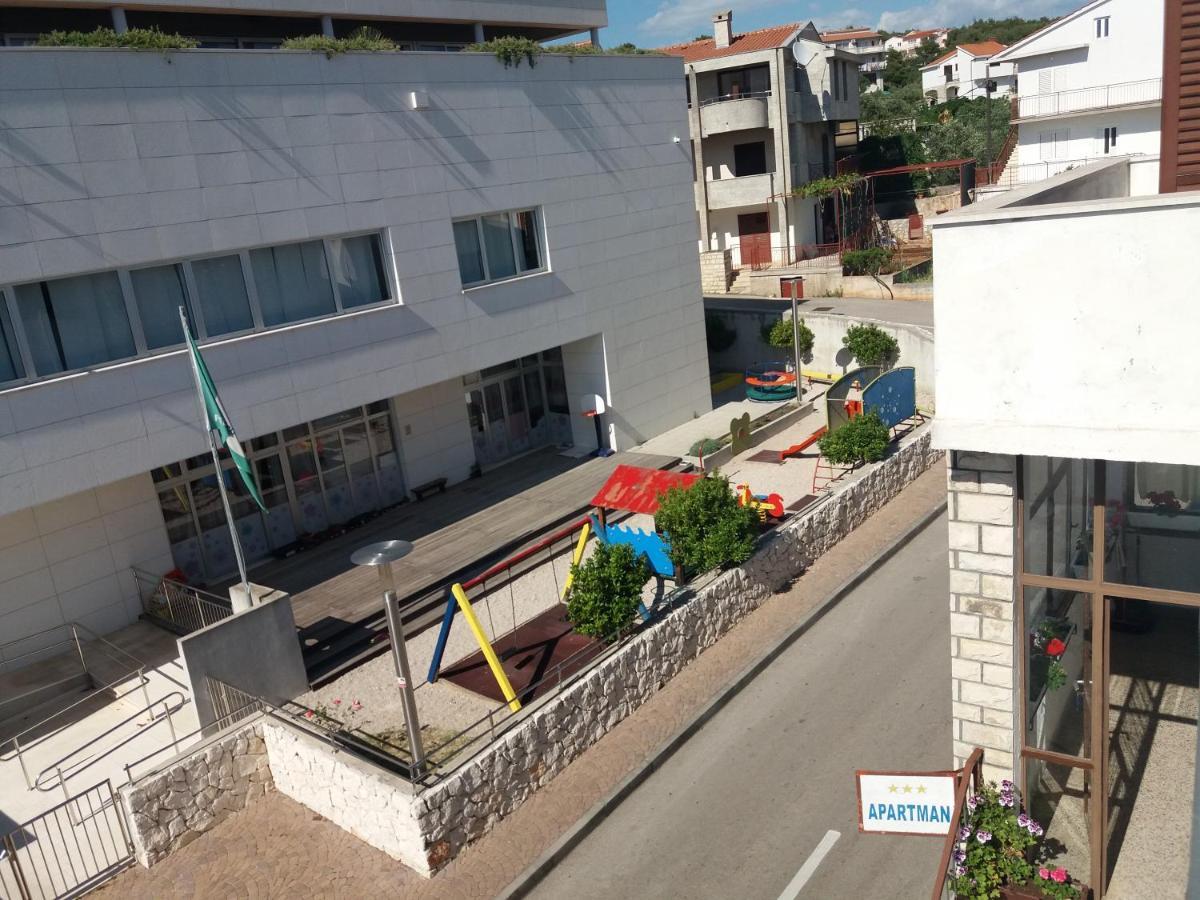Apartment Viktoria Primosten Ngoại thất bức ảnh
