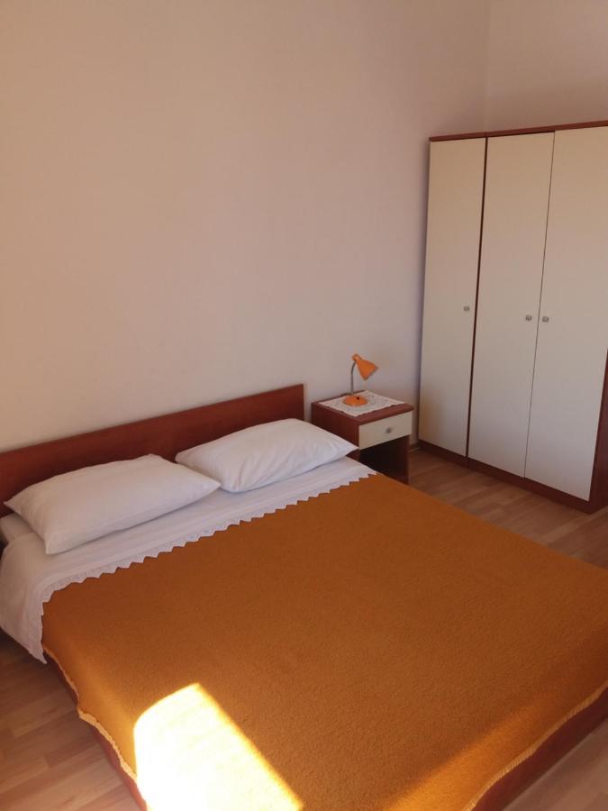 Apartment Viktoria Primosten Ngoại thất bức ảnh
